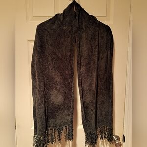 LARAY Dark Green Knit Winter Scarf